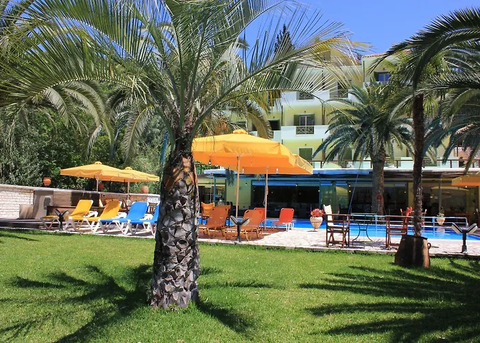 Cleopatra Apartahotel Yénion