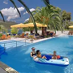 Cleopatra Beach 4* Geni (Lefkada)