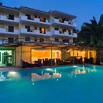 Cleopatra Lägenhetshotell 4*