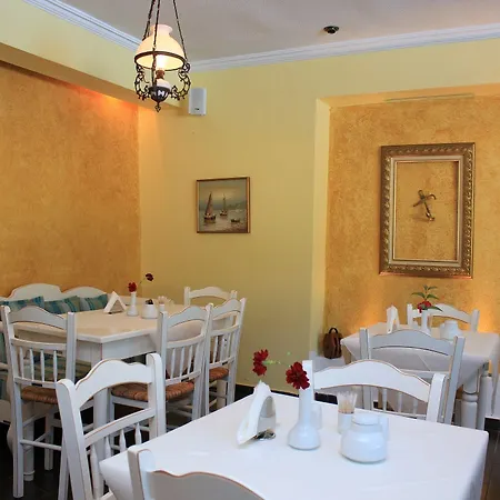 Ξενοδοχείο με διαμερίσματα Cleopatra 4*