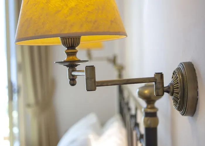 Cleopatra Aparthotel Yénion