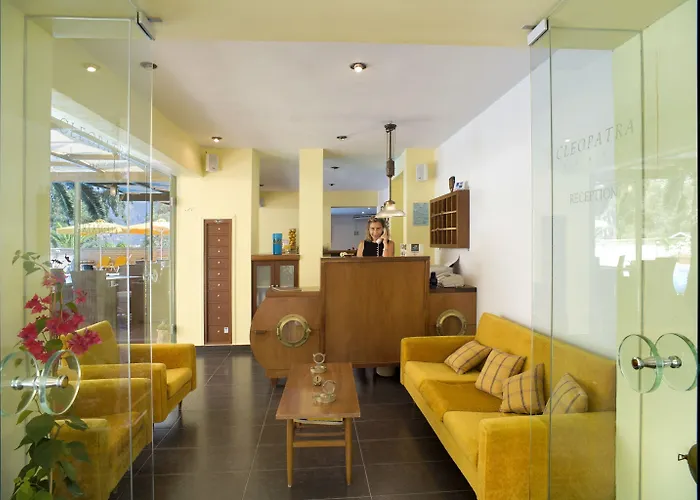 Aparthotel Cleopatra Beach